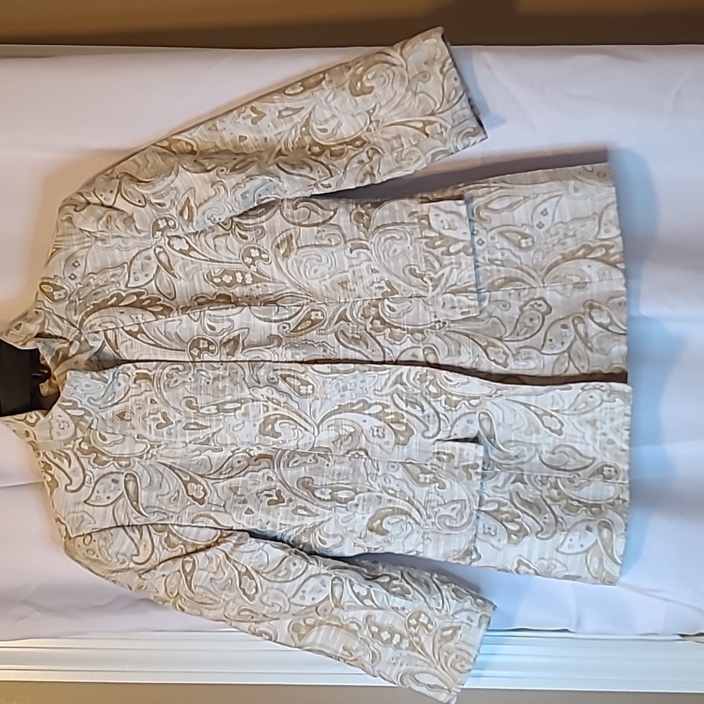 Neiman Marcus 3/4 sleeve top